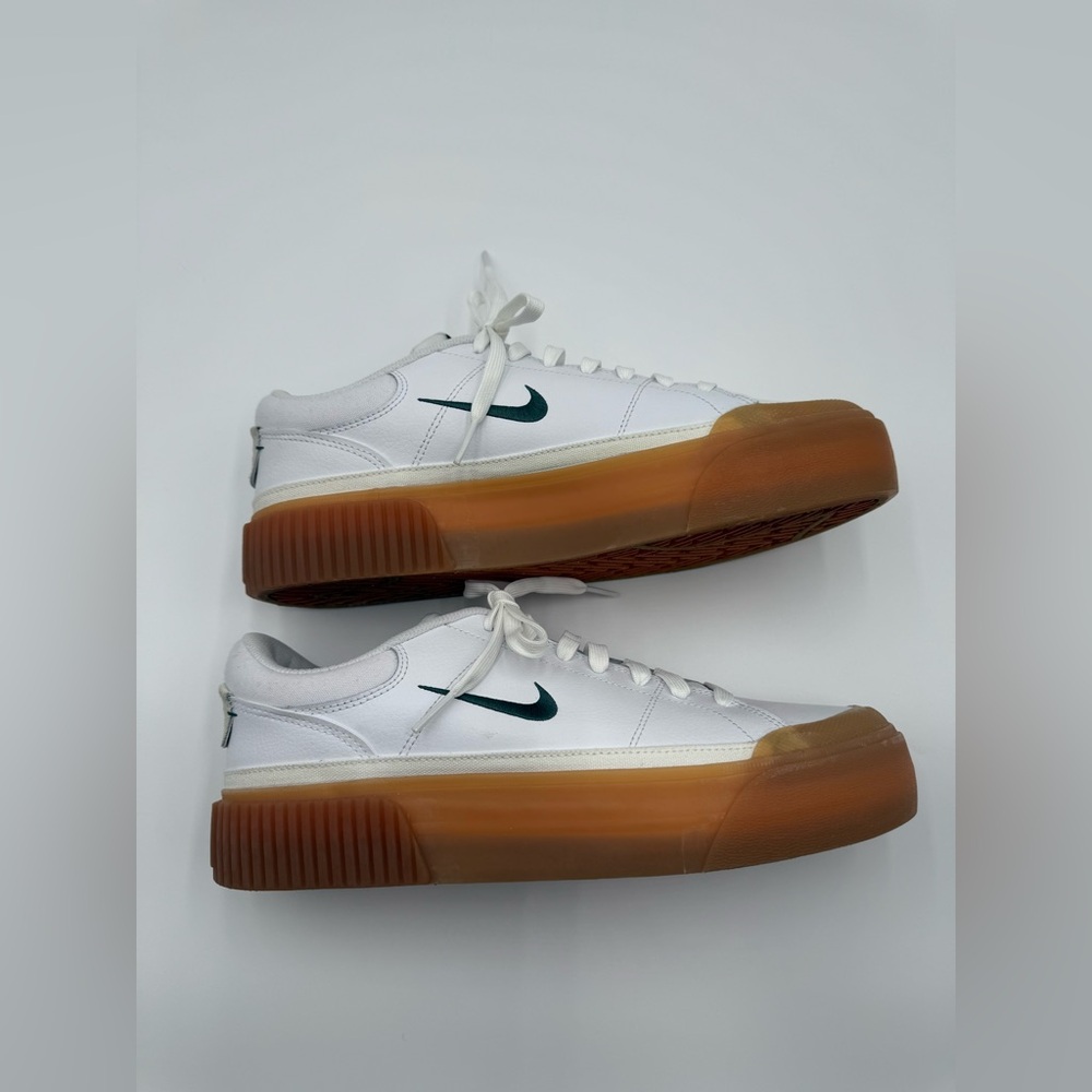 NWOB Nike Women’s Court Legacy Lift Platform Shoes, White, Dark Green, Sz 11